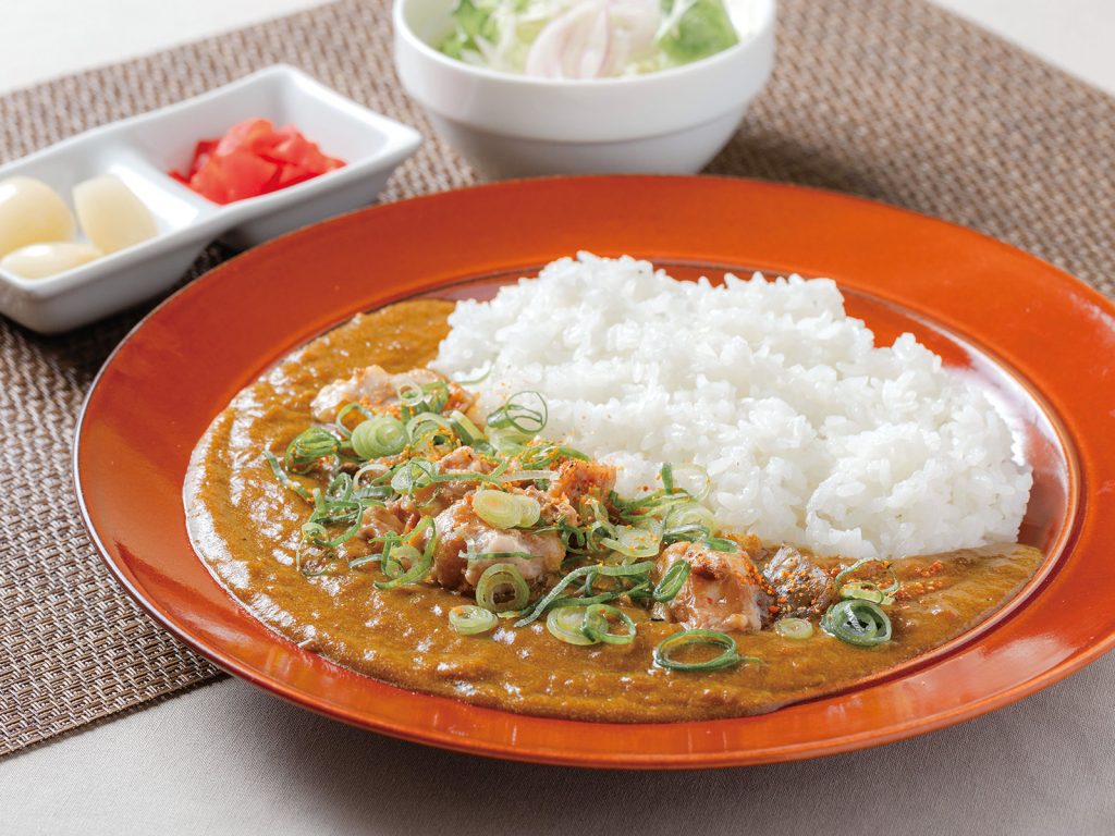 ゴルフ昼食【やわらか牛すじカレー】1,500円（2024.03）