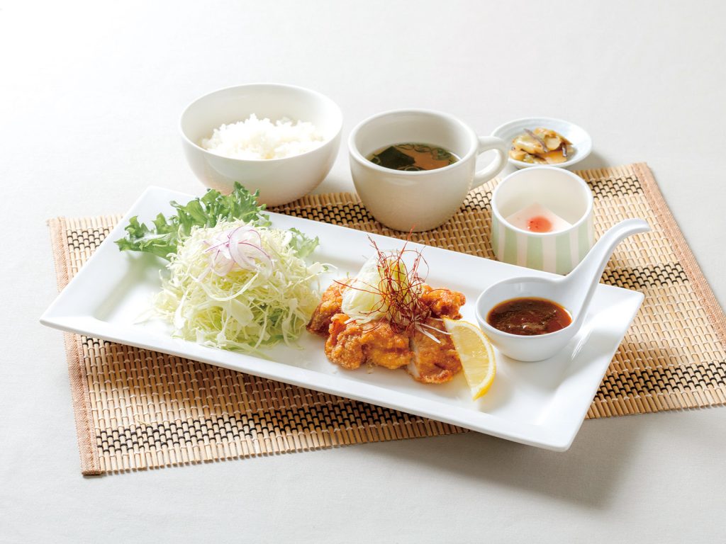 ゴルフ昼食【❝自家製香味ダレ❞油淋鶏】1,600円（2025.03）