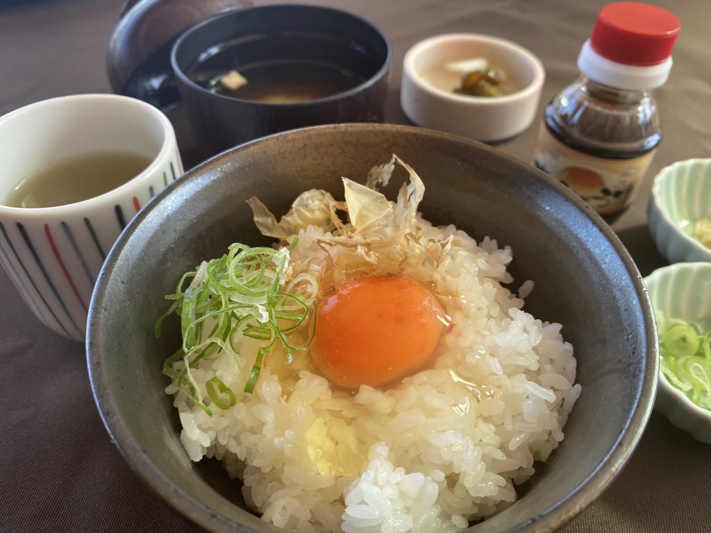 ゴルフ朝食【たまごかけ朝食】600円（2022.07）