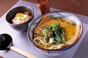 201803_ランチ_山菜うどんと竹の子ご飯